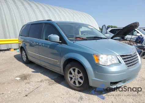 2010 Chrysler Town & Country Touring из США, поврежденный, VIN 2A4RR5DX7AR230038